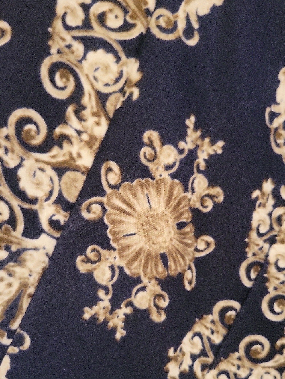 Dress Barn Navy and White Fit & Flare floral dress. Size 14. - Picture 4 of 6